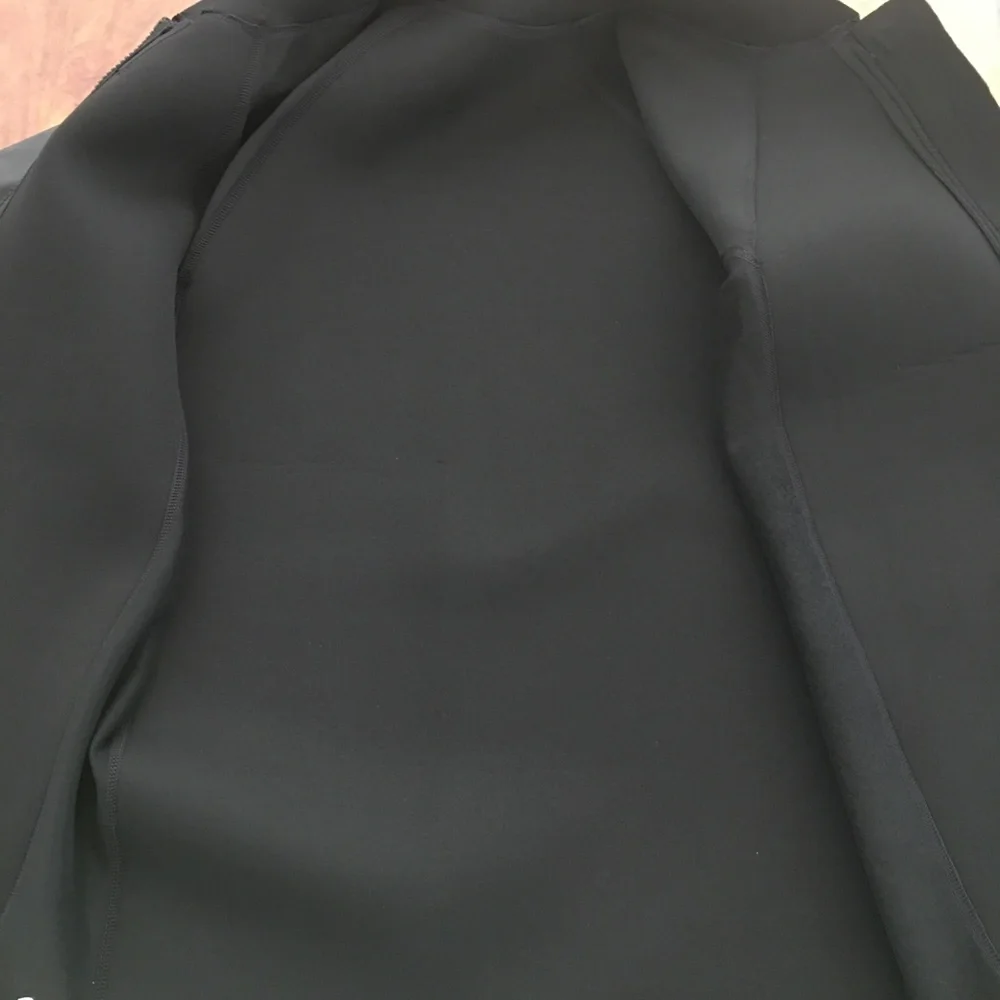 XCEL Men's Front-Zip Long Sleeve Swim Rash Guard in Black Brand New